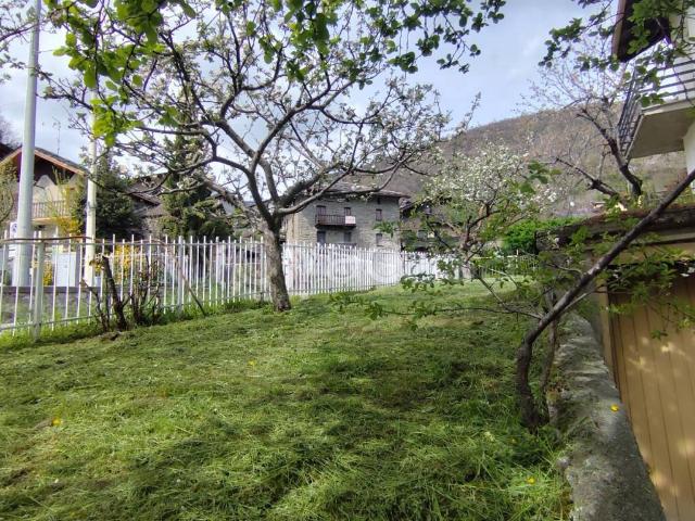 Appartamento in affitto a Saint Denis, Aosta