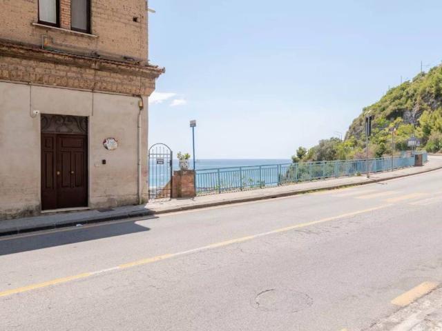 Appartamento in affitto a Salerno, Campania