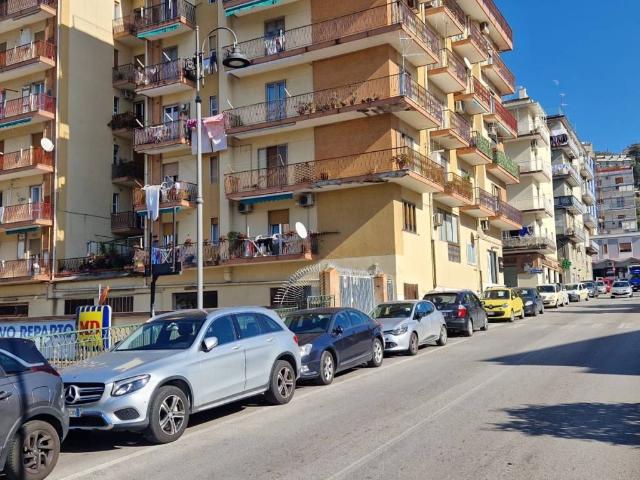 Appartamento in affitto a Salerno, Campania