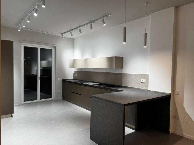 Appartamento in affitto a Salerno, Campania