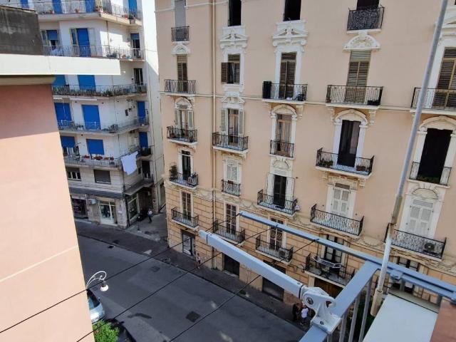 Appartamento in affitto a Salerno, Campania