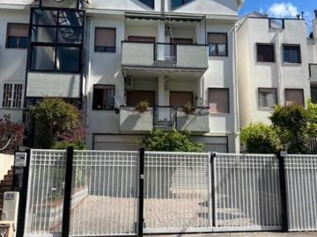 Appartamento in affitto a Salerno, Campania