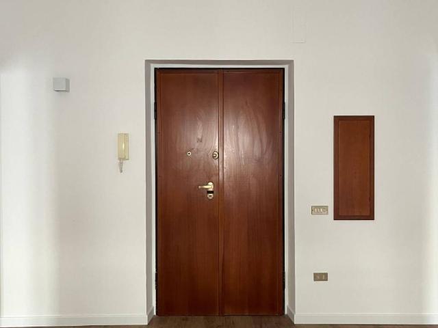 Appartamento in affitto a Salerno, Campania