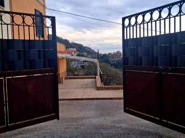 Appartamento in affitto a Salerno, Campania