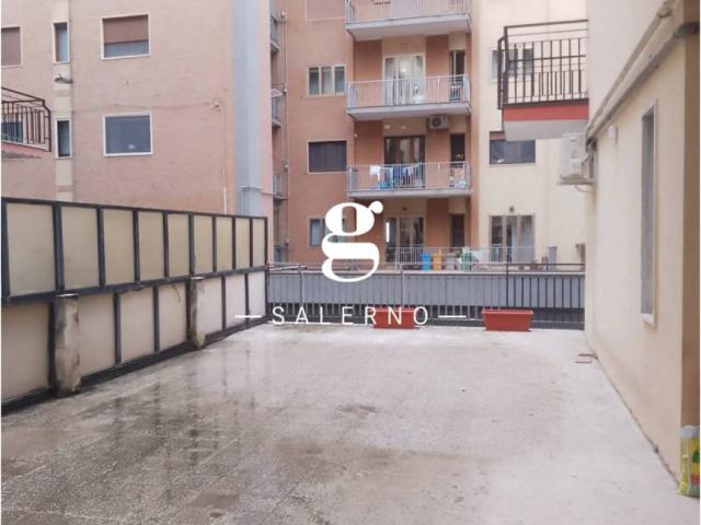 Appartamento in affitto a Salerno, Campania