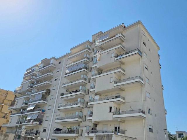 Appartamento in affitto a Europa, Salerno