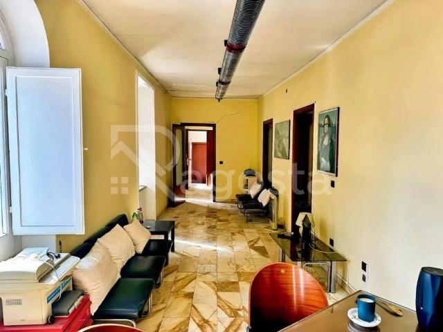 Appartamento in affitto a Salerno, Campania