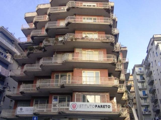 Appartamento in affitto a Salerno, Campania
