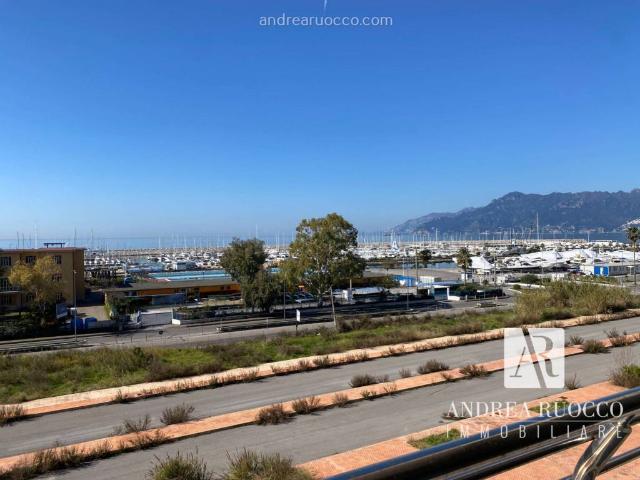 Appartamento in affitto a Salerno
