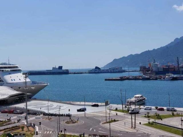 Appartamento in affitto a Salerno, Campania