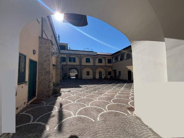 Appartamento in affitto a Salerno, Campania