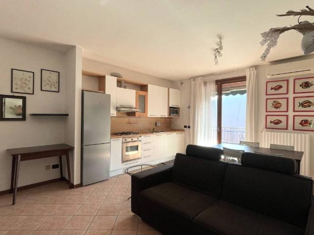 Appartamento in affitto a Villa di Salò, Salò