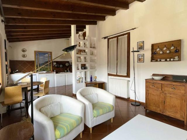 Appartamento in affitto a Comunità Montana Parco Alto Garda bresciano, Salò