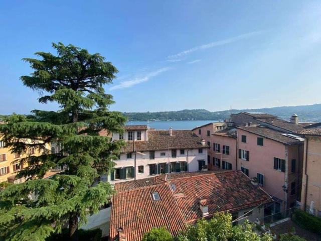 Appartamento in affitto a Comunità Montana Parco Alto Garda bresciano, Salò
