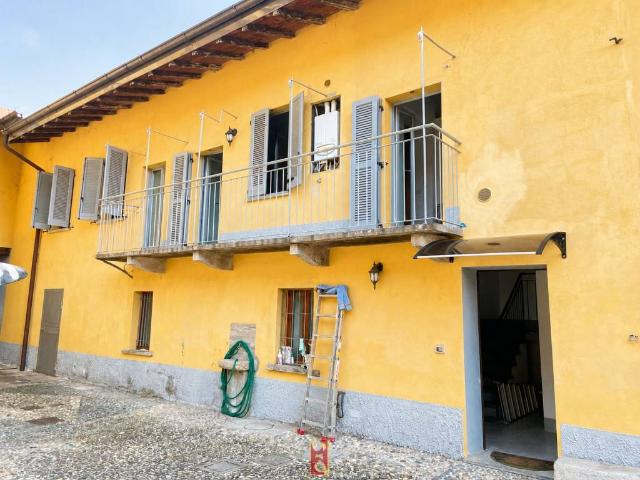 Appartamento in affitto a Samarate, Lombardia