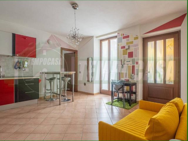 Appartamento in affitto a Samarate, Lombardia