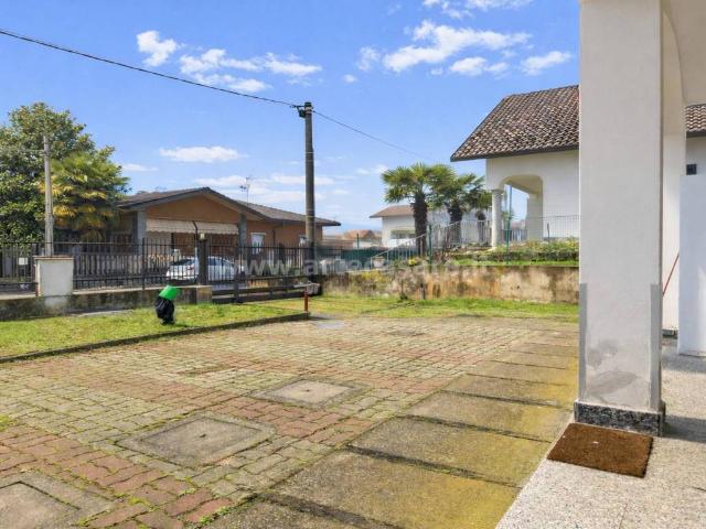 Appartamento in affitto a Samarate, Lombardia