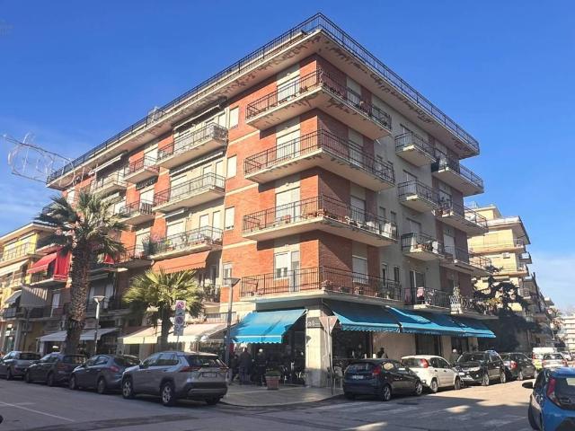 Appartamento in affitto a Mare, Marche