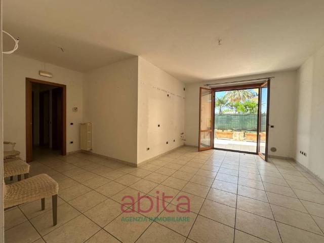 Appartamento in affitto a Ragnola, Marche