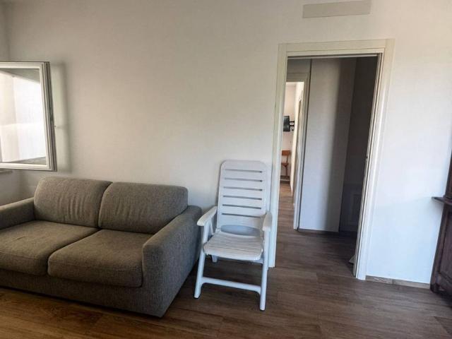 Appartamento in affitto a Sentina, Marche