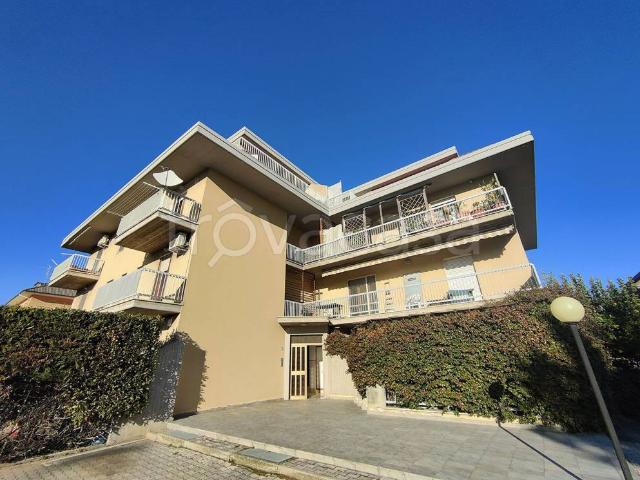 Appartamento in affitto a Sentina, Marche