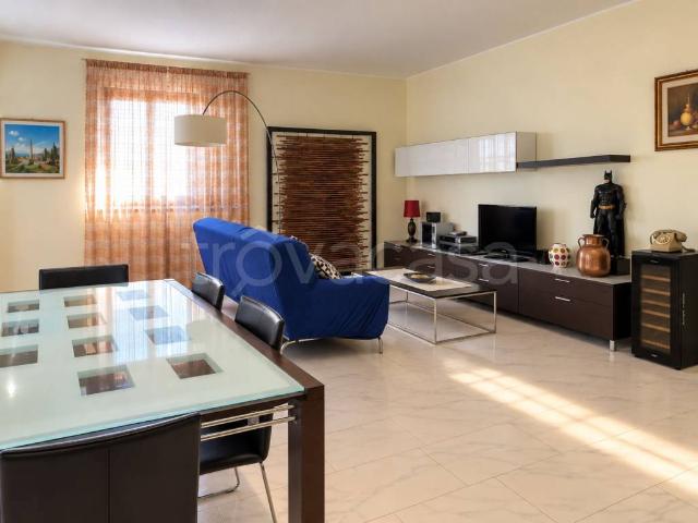 Appartamento in affitto a Ponterotto, Marche