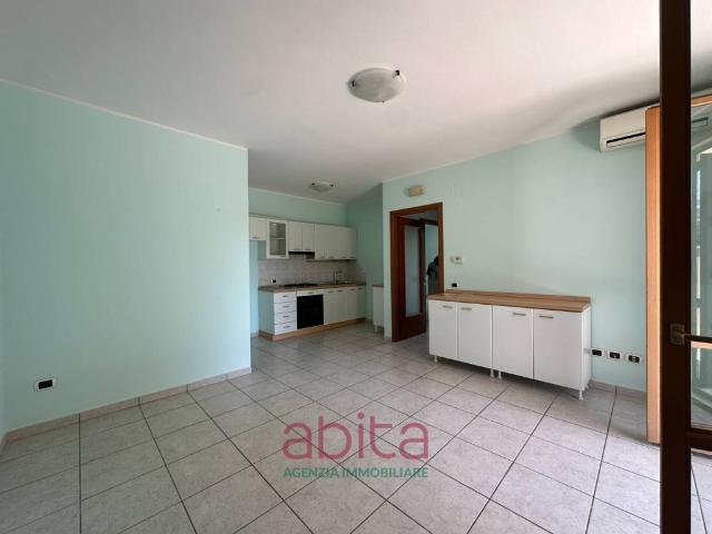 Appartamento in affitto a Ragnola, Marche