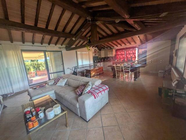 Appartamento in affitto a San Casciano in Val di Pesa, Bargino