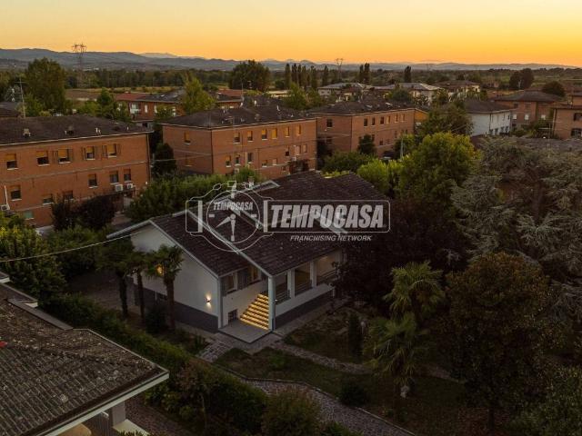 Appartamento in affitto a Unione dei comuni del Sorbara, San Cesario Sul Panaro