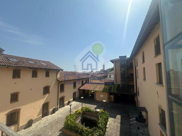 Appartamento in affitto a San Colombano Al Lambro, Lombardia