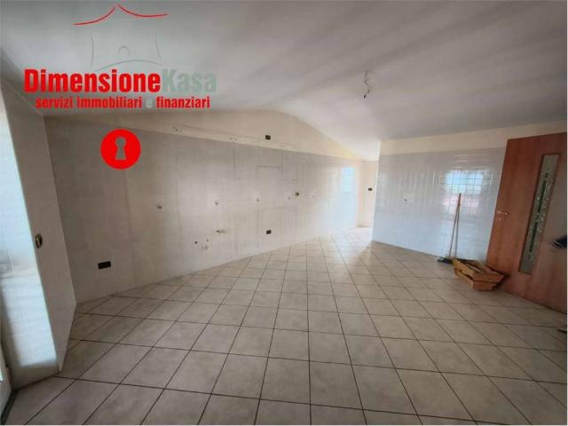 Appartamento in affitto a San Felice A Cancello, Campania