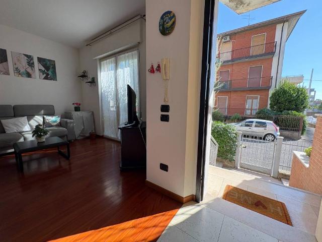 Appartamento in affitto a San Giovanni Lupatoto, Veneto