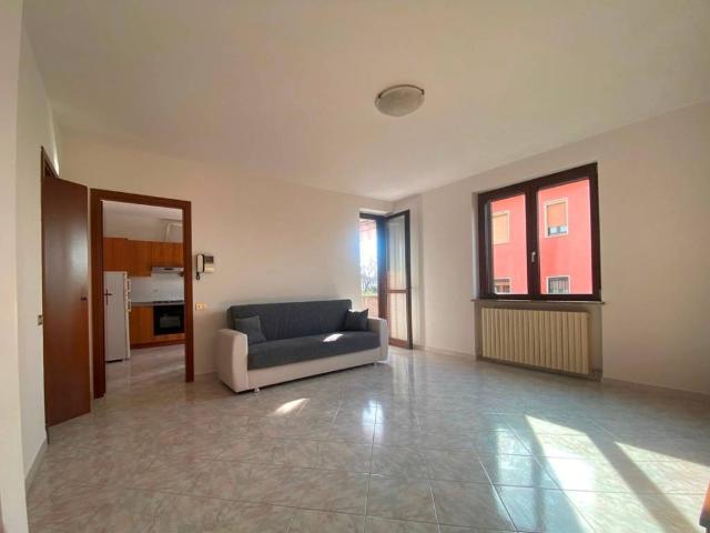 Appartamento in affitto a San Martino In Strada, Lombardia