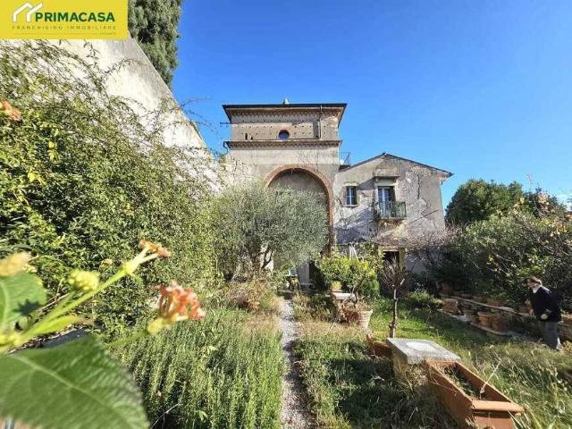 Appartamento in affitto a Corrubbio di Negarine, San Pietro In Cariano