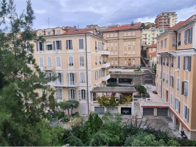Appartamento in affitto a Ospedaletti, Liguria