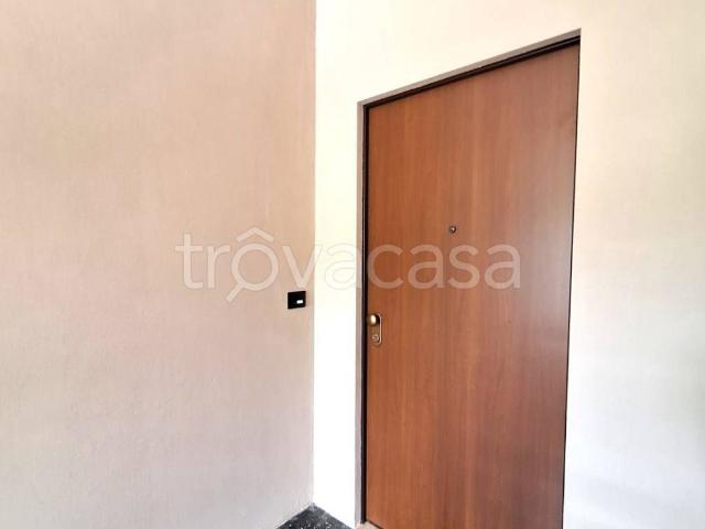 Appartamento in affitto a Cinzano, Piemonte