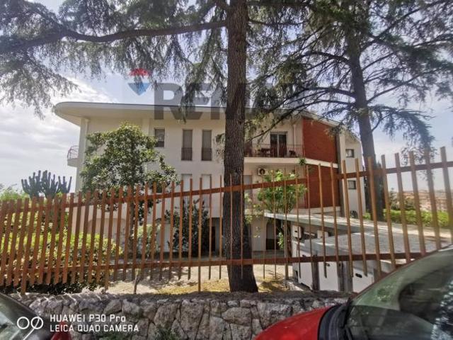 Appartamento in affitto a Sant'agata Li Battiati, Sicilia