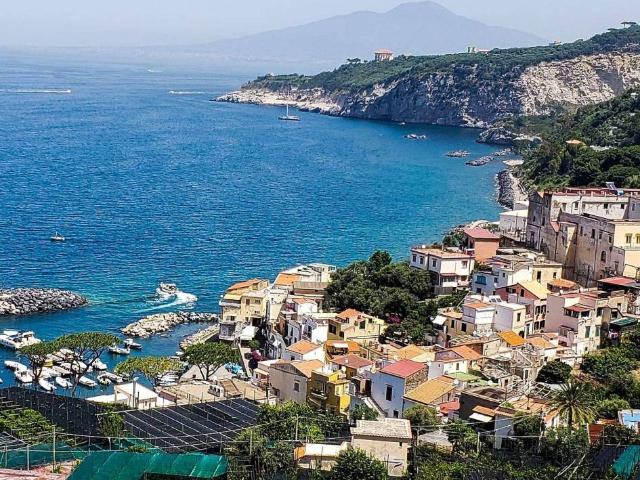 Appartamento in affitto a Sant'Agnello, Napoli