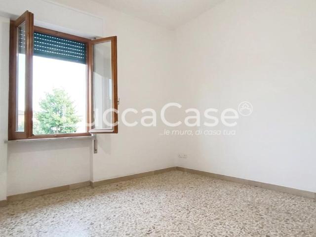 Appartamento in affitto a Centro Direzionale, Prato