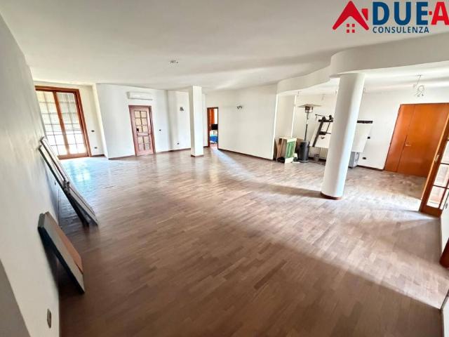 Appartamento in affitto a Sant'arpino, Campania