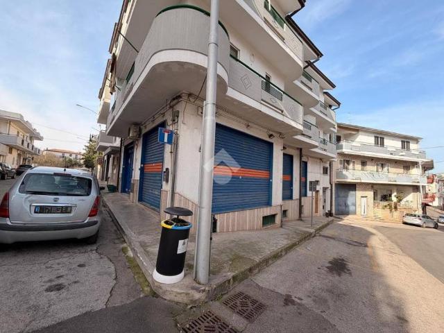 Appartamento in affitto a Puglia, Bari