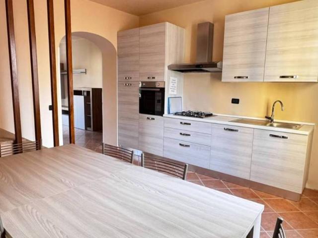 Appartamento in affitto a Sarnico, Bergamo