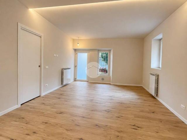 Appartamento in affitto a Sarnico, Bergamo