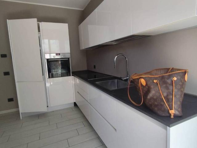 Appartamento in affitto a Sarnico, Lombardia