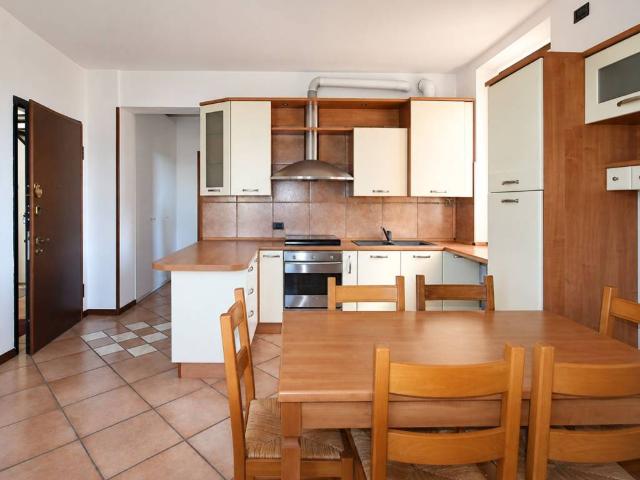 Appartamento in affitto a Villaggio Matteotti, Saronno