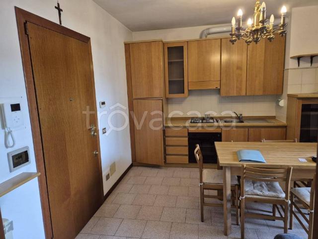 Appartamento in affitto a Villaggio Matteotti, Saronno
