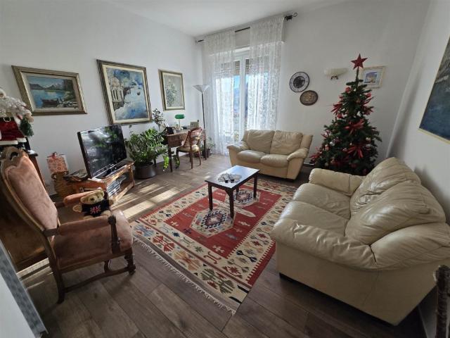 Appartamento in affitto a Olmo, Sarzana