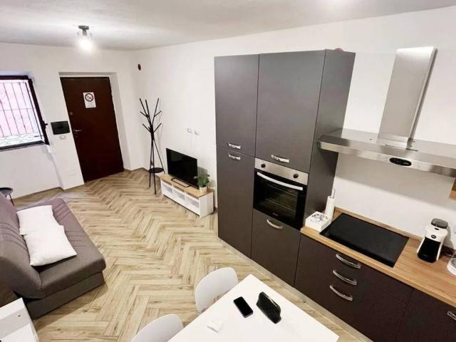 Appartamento in affitto a Cappuccini, Cala Di Volpe