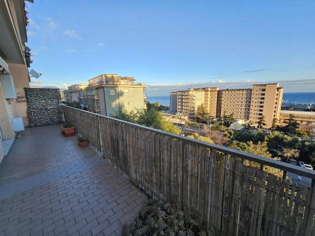 Appartamento in affitto a Valloria, Albisola Capo