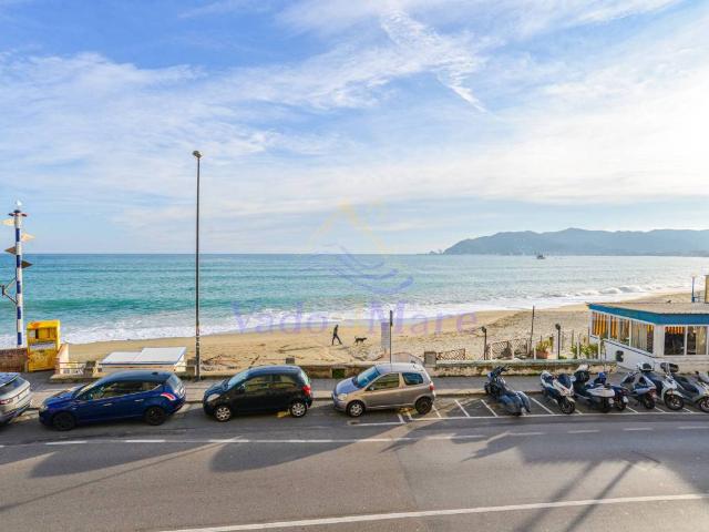 Appartamento in affitto a Rialto, Liguria